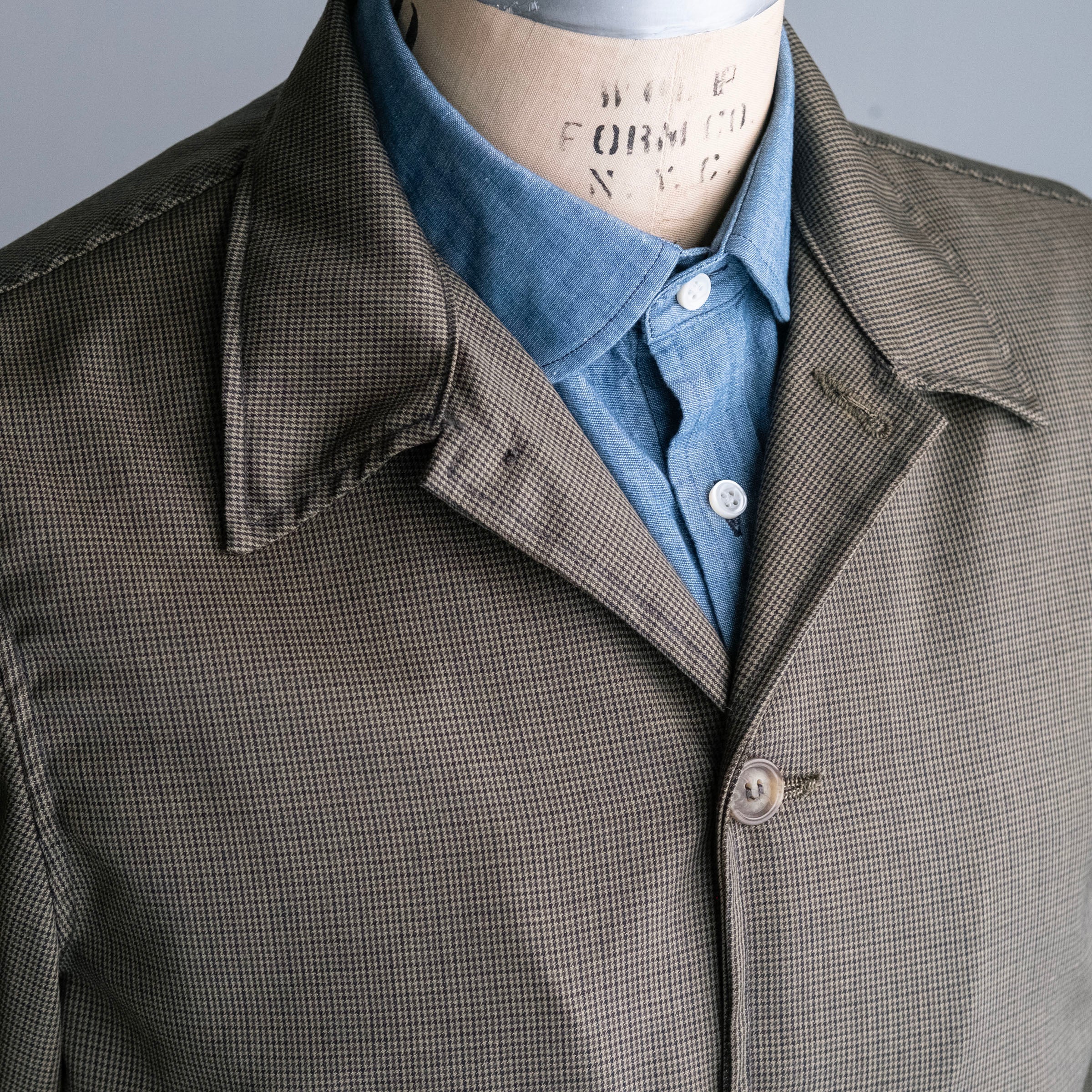 AW Custom Doyle Hazelnut Houndstooth