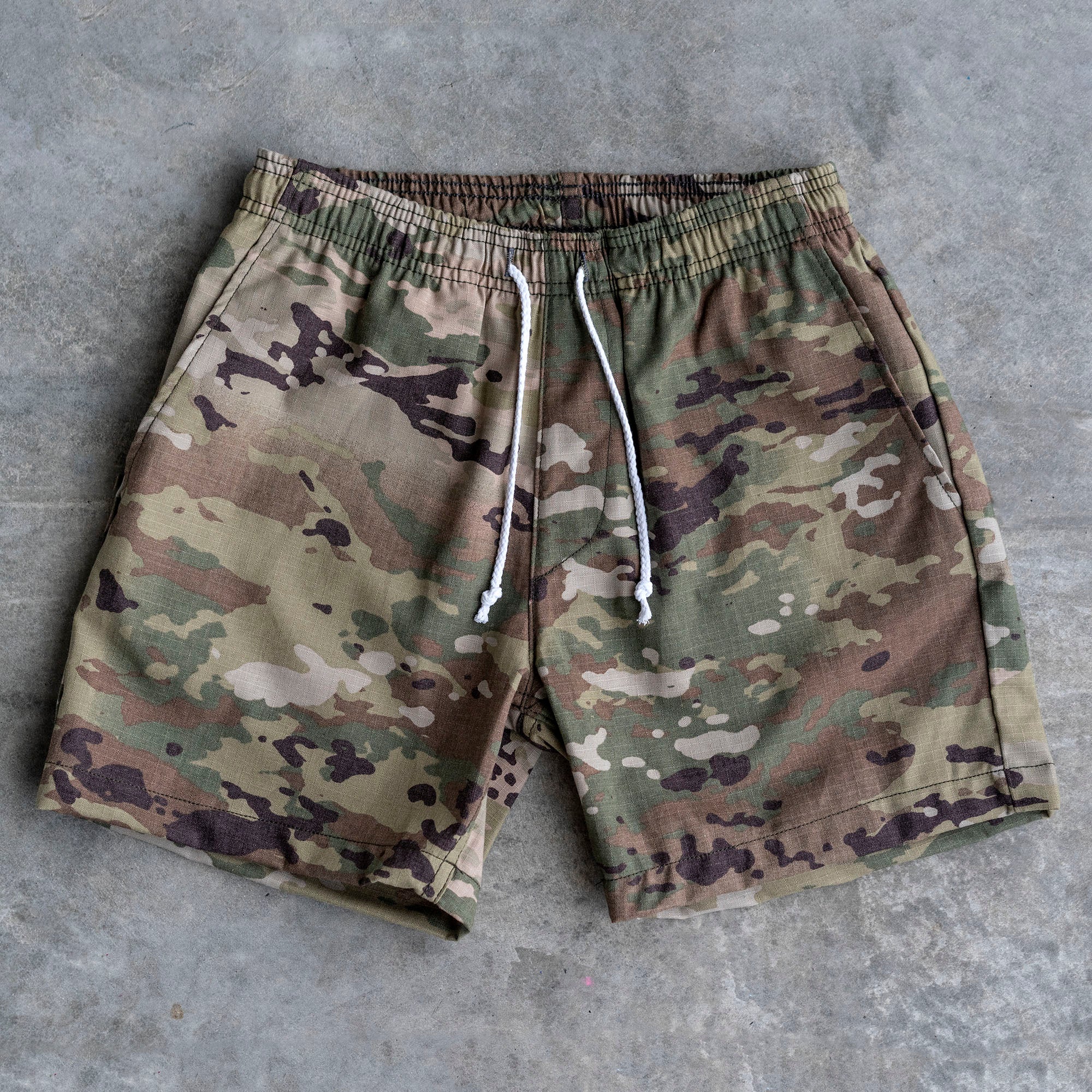 Laidback Short in MultiCam Cotton Ripstop Sz Small