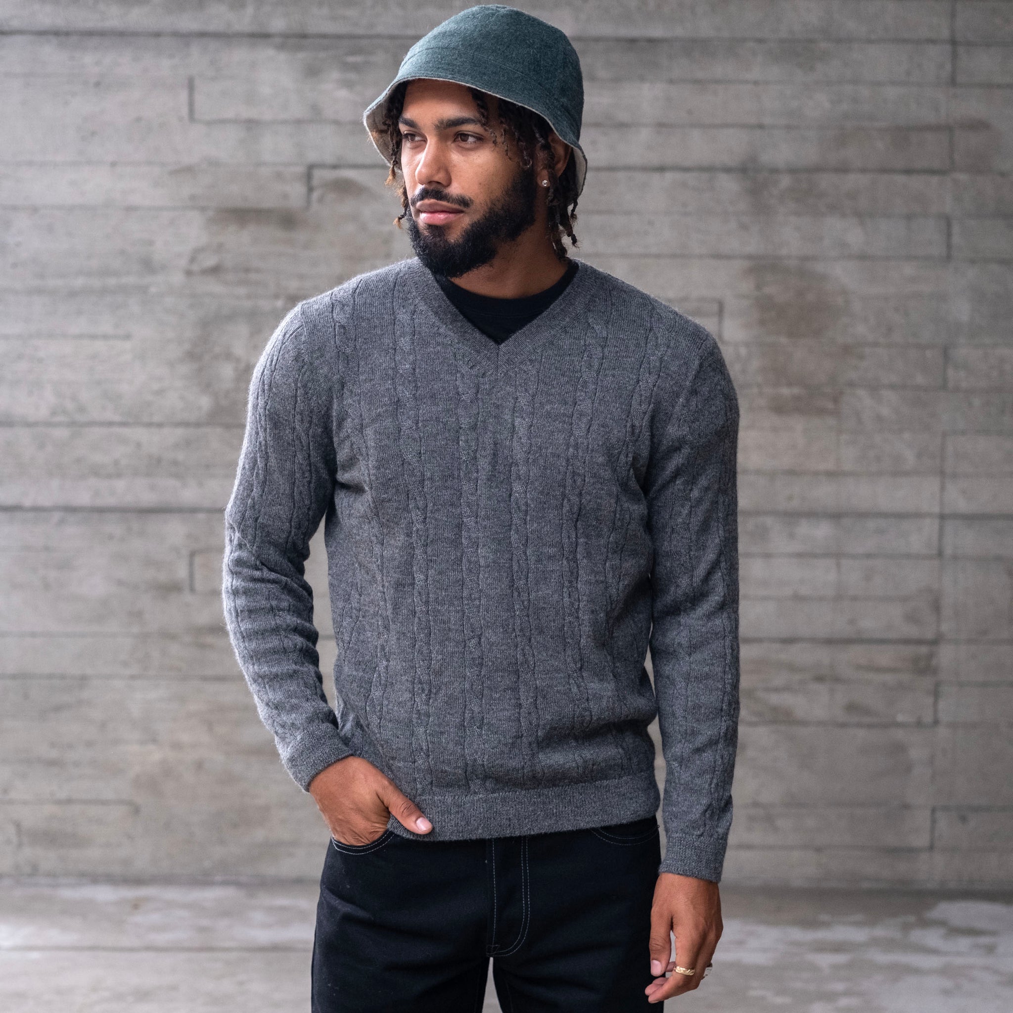 Men's Premium Cable Knit V-Neck Pullover and Drawstring Lounge Set