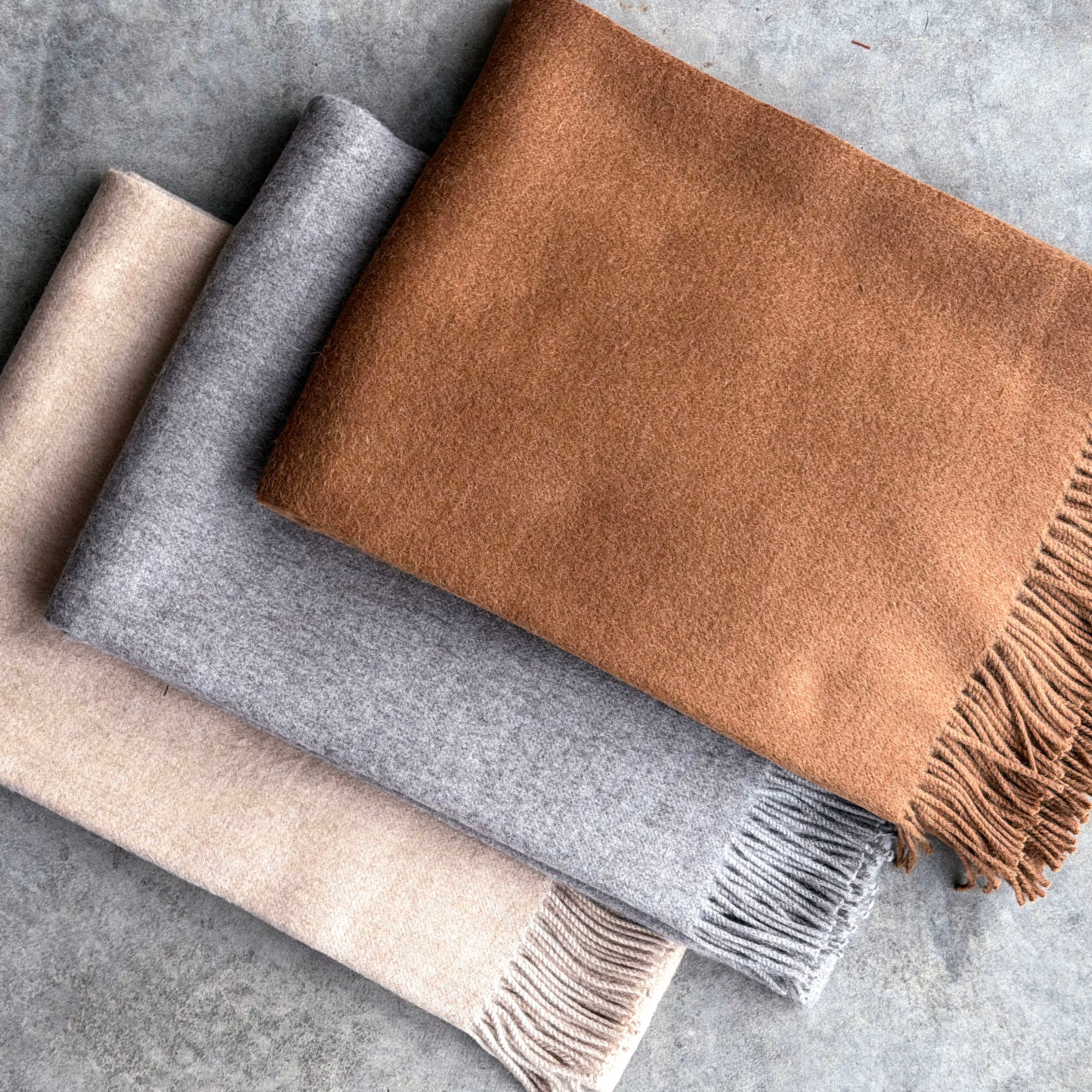 Washable Alpaca Wool Luxury Throw Blanket (3 Colors)