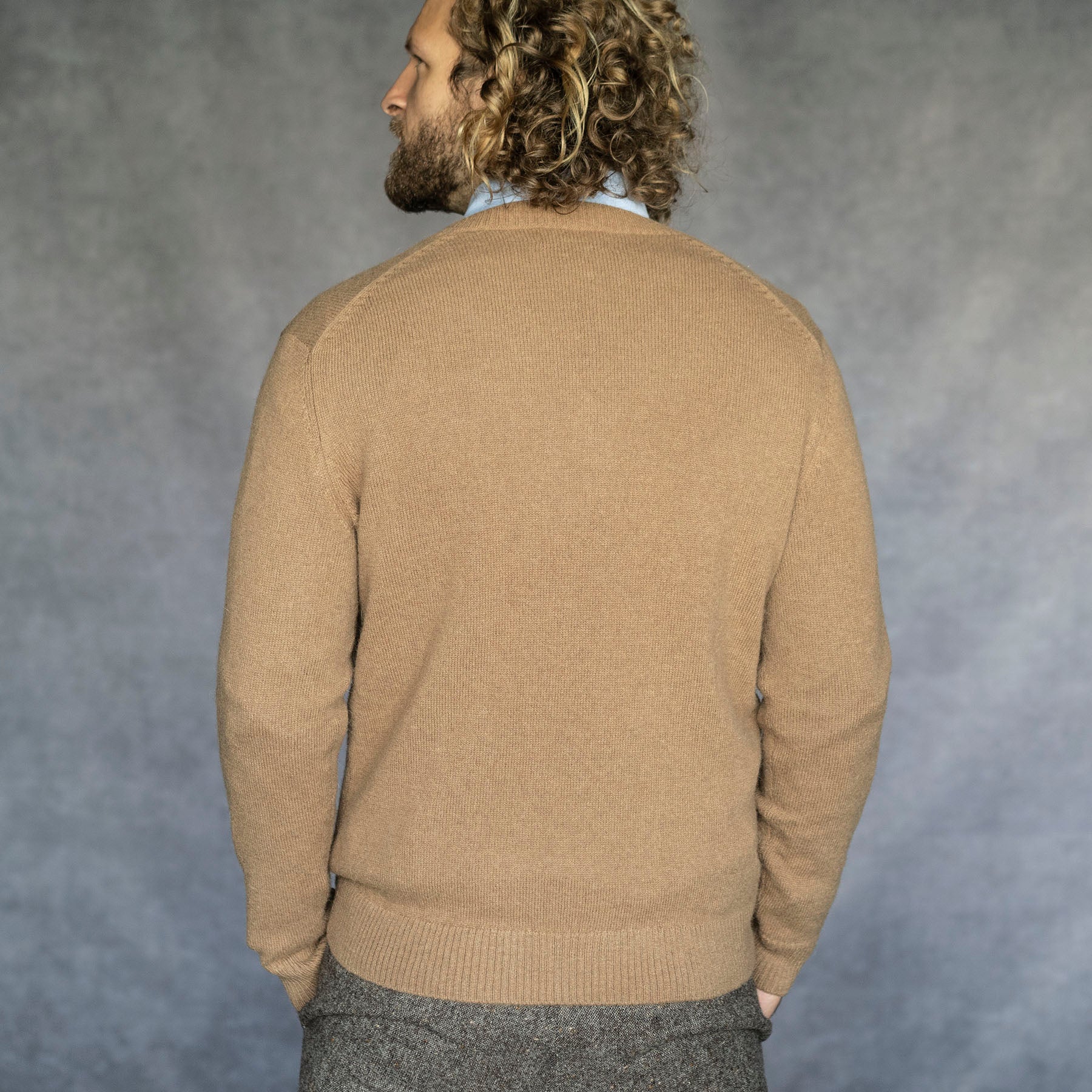 Alpaca Extrafine Knit V-Neck Sweaters